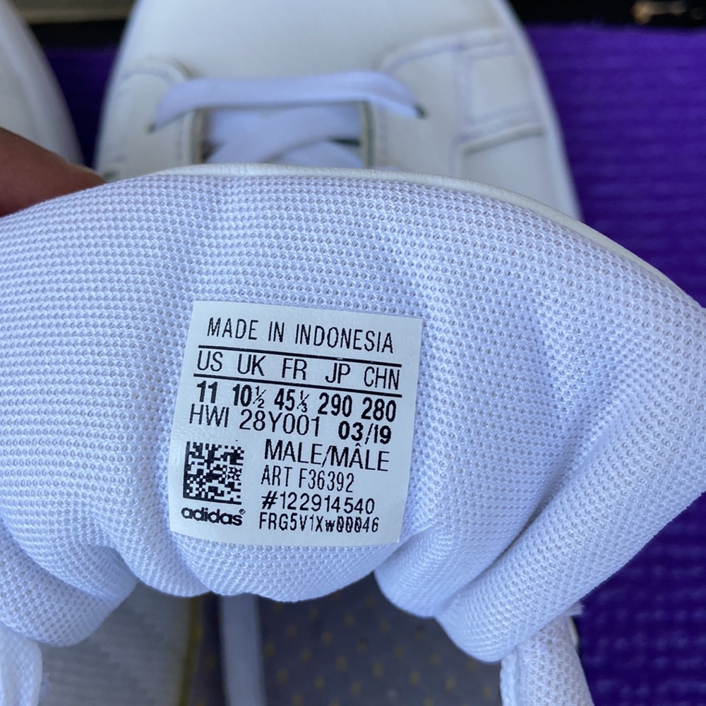 Adidas - Picture 6 of 7